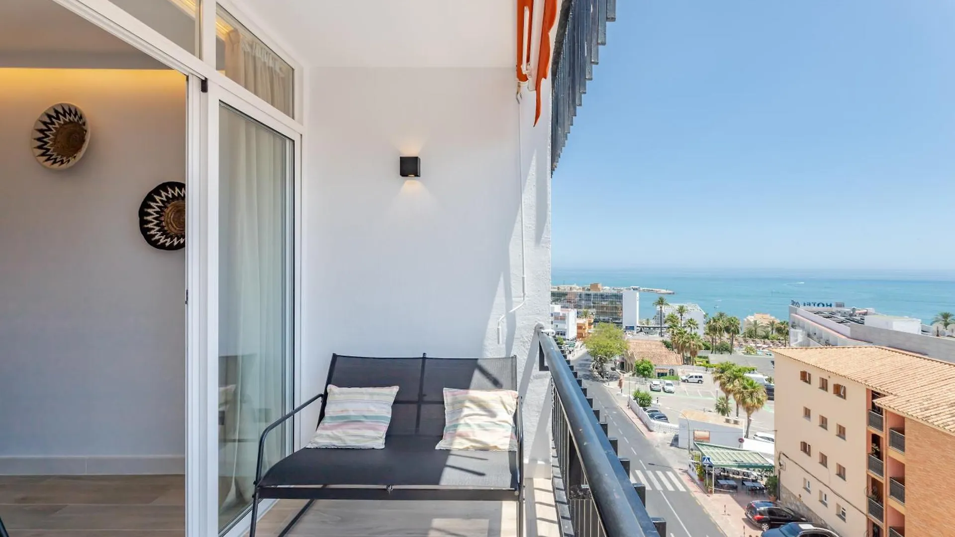 Apartamento Con Vistas Al Mar Cerca Del Puerto Benalmadena Apartment